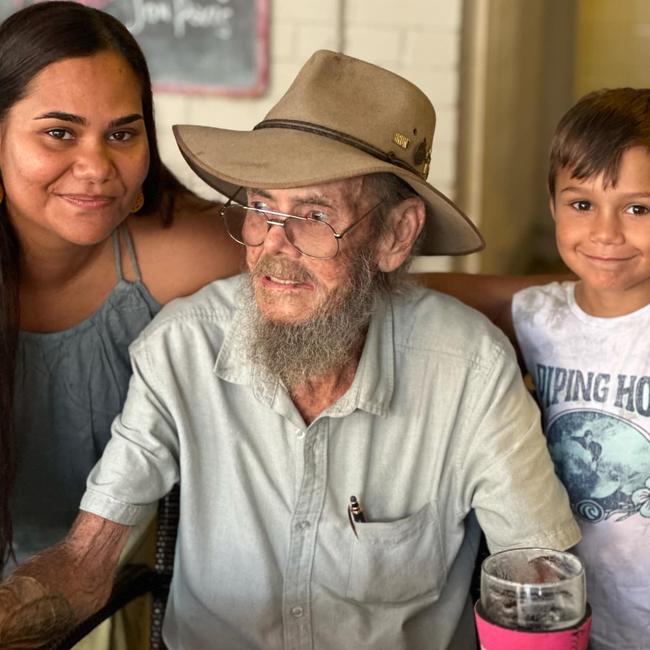 Longtime member of Veterans Australia NT and a former soldier of the 6th Battalion, Royal Australian Regiment (6RAR) Rodney 'Smokey' Bates with his daughter Susy at Noonamah Tavern. Picture: Noonamah Pub / Supplied.