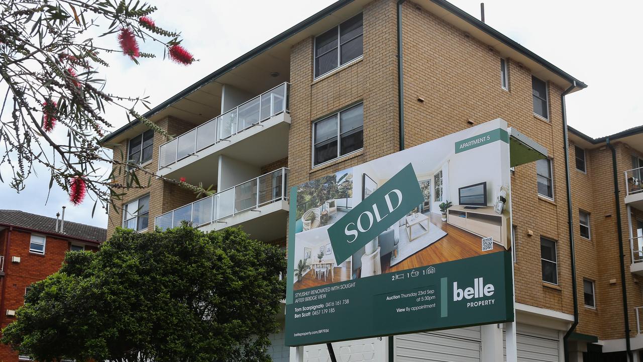 Just a 1 per cent rise in interest rates could have a big impact on house prices. Picture: NCA NewsWire/Gaye Gerard