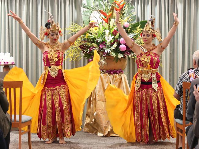 The memorial began with traditional Balinese dance. Picture: Glenn Hampson