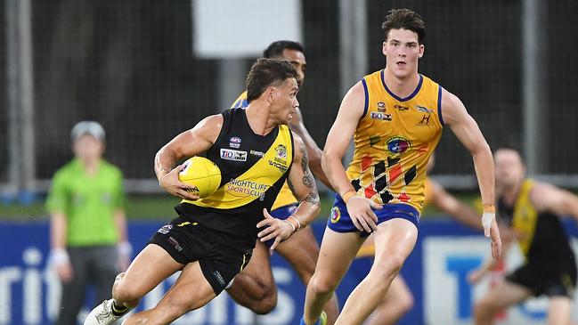 WATCH REPLAY: Nightcliff Tigers vs Wanderers at Mazda Oval