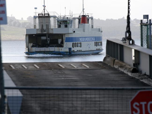 The Mirambeena ferry leaves Bruny Island on its way back to Kettering.