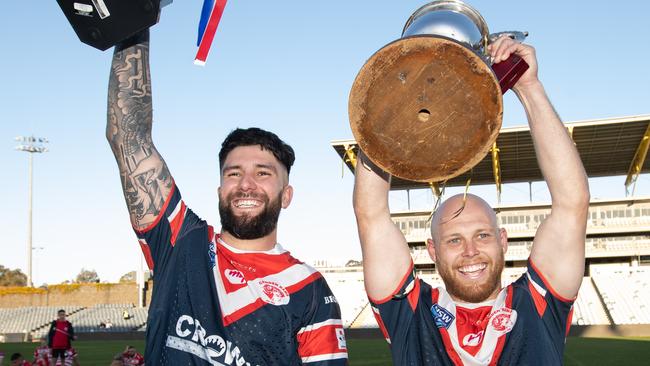 Captains Mason Cerruto and Bradley Speechley collect the trophies, 11th September 2022. News Local, pictures by Julian Andrews.