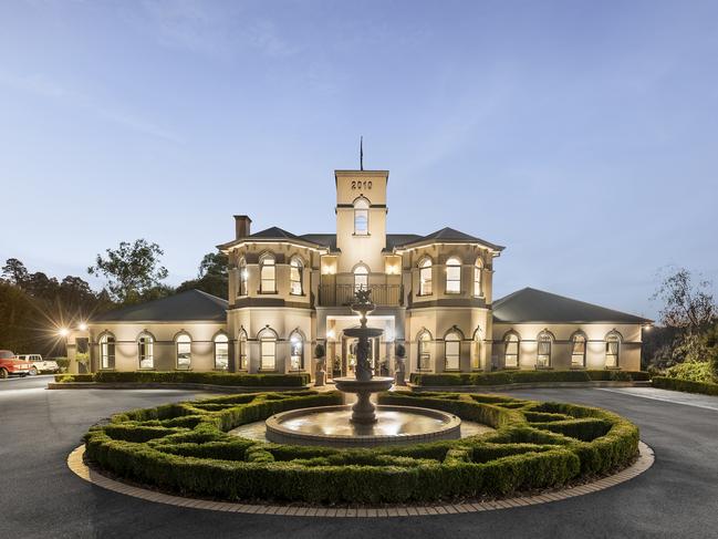 Incredible Yarra Valley mansion set to smash records