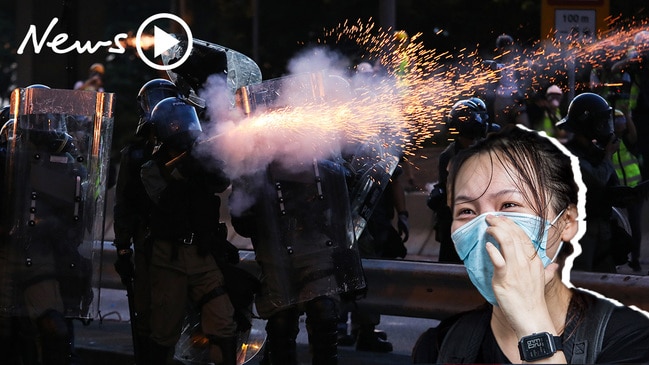 Hong Kong: Clash at the border