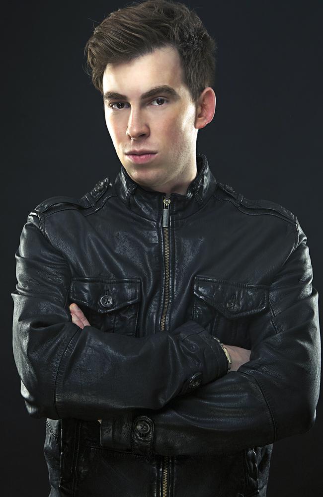 Dutch DJ Hardwell for National Hit only