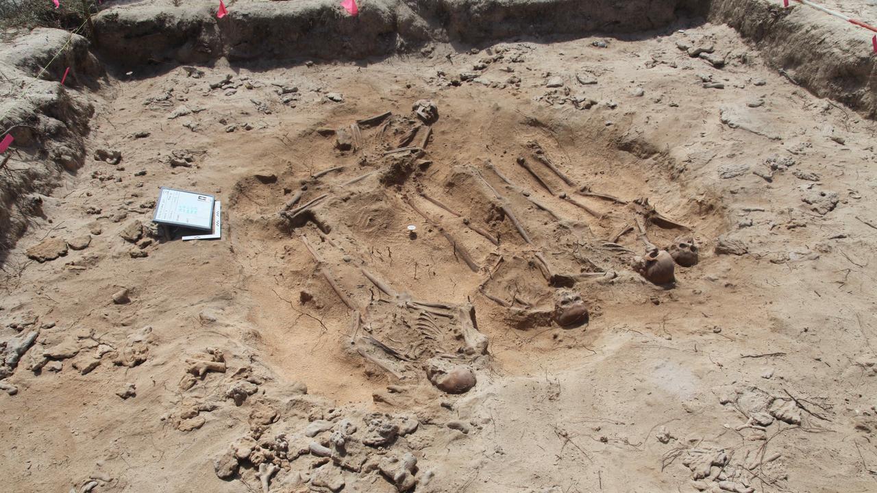 An international team of archaeologists has discovered a mass grave consisting of five full skeletons in the Abrolhos Islands off WA, the result of the shipwreck of the Batavia in 1629. Supplied