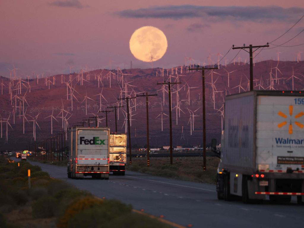 Here’s what the moon looked like in other parts of the world yesterday: A hunter’s moon (an October full moon) sets over Mojave, California on October 17, 2024. Picture: David Swanson/AFP