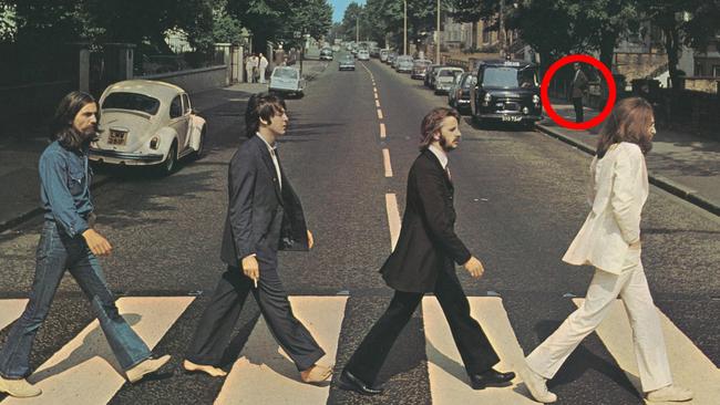 Who is this mystery photo bomber?
