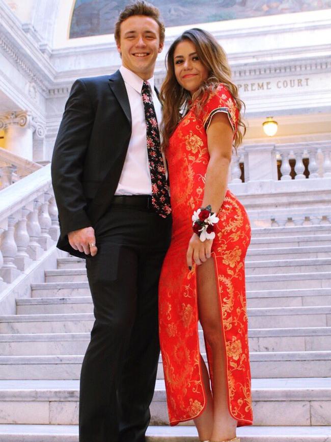 Keziah Daum wore a traditional Chinese gown, a cheongsam, to her prom. Source: Twitter