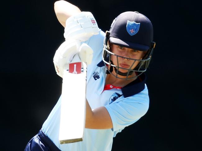 SYDNEY, AUSTRALIA - SEPTEMBER 25: Phoebe Litchfield of New South Wales bats during the WNCL match between New South Wales and Queensland at North Sydney Oval, on September 25, 2022, in Sydney, Australia. (Photo by Matt King/Getty Images)