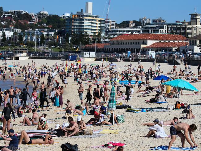 SYDNEY, AUSTRALIA - NewsWire Photos, SEPTEMBER, 12 2021: People are seen out enjoying the hot weather in Bondi Beach as we continue Covid-19 Lockdown in Sydney: NCA NewsWire / Gaye Gerard