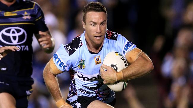 James Maloney of the Sharks scores a try during the Cronulla Sharks v North Queensland Cowboys NRL round 11  game at Southern Cross Group Stadium, Cronulla. pic Mark Evans