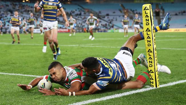 Jennings ran in four tries on his brother’s 250th NRL match.