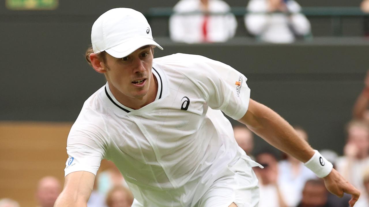 LONDON, ENGLAND - JULY 08: Alex de Minaur against Arthur Fils.