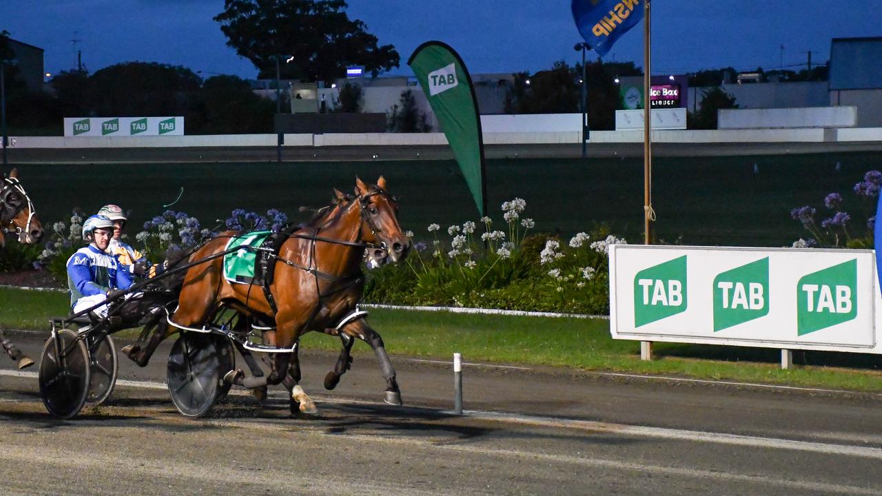 Expensive Ego toughing out his Inter Dominion heat win on Sunday at Newcastle