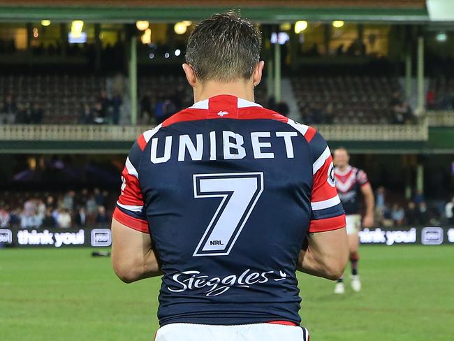 SYDNEY, AUSTRALIA - SEPTEMBER 28: Cooper Cronk of the Roosters leaves the field after the NRL Preliminary Final match between the Sydney Roosters and the Melbourne Storm at the Sydney Cricket Ground on September 28, 2019 in Sydney, Australia. (Photo by Jason McCawley/Getty Images)