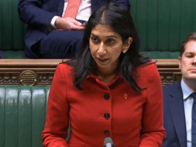 In this video grab taken from footage broadcast by the UK Parliamentary Recording Unit (PRU) via the Parliament TV website on October 31, 2022, Britain's Home Secretary Suella Braverman makes a statement in the House of Commons. - British interior minister Suella Braverman admitted Monday that she had used her personal phone for official documents six times -- after being forced to resign over one lapse. (Photo by PRU / AFP) / RESTRICTED TO EDITORIAL USE - NO USE FOR ENTERTAINMENT, SATIRICAL, ADVERTISING PURPOSES - MANDATORY CREDIT " AFP PHOTO / PRU "