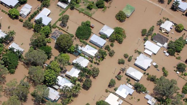 Part of the suburb of Park Avenue, Rockhampton on the north bank of the Fitzroy River is inundated as the river continues to rise.   Photo Chris Ison / The Morning Bulletin   ROK030111-flood-c13. Picture: Chris Ison