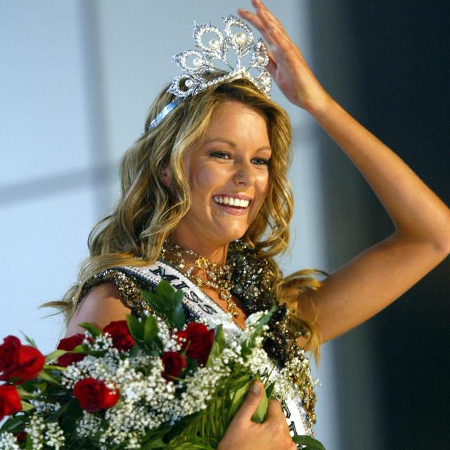 Australia’s last Miss Universe winner Jennifer Hawkins, all smiles after winning in 2004.