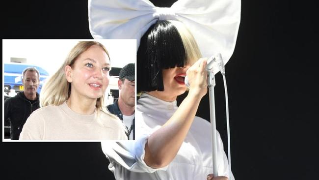 Sia’s face reveals incredibly youthful look: Photos | Daily Telegraph