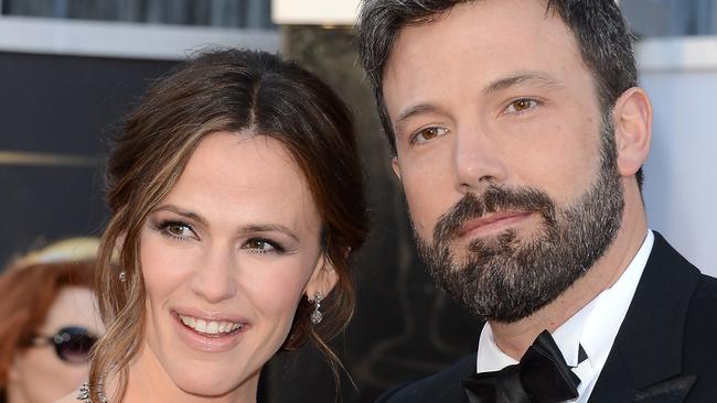 HOLLYWOOD, CA - FEBRUARY 24:  Actress Jennifer Garner and actor-director Ben Affleck arrive at the Oscars at Hollywood & Highland Center on February 24, 2013 in Hollywood, California.  (Photo by Jason Merritt/Getty Images)