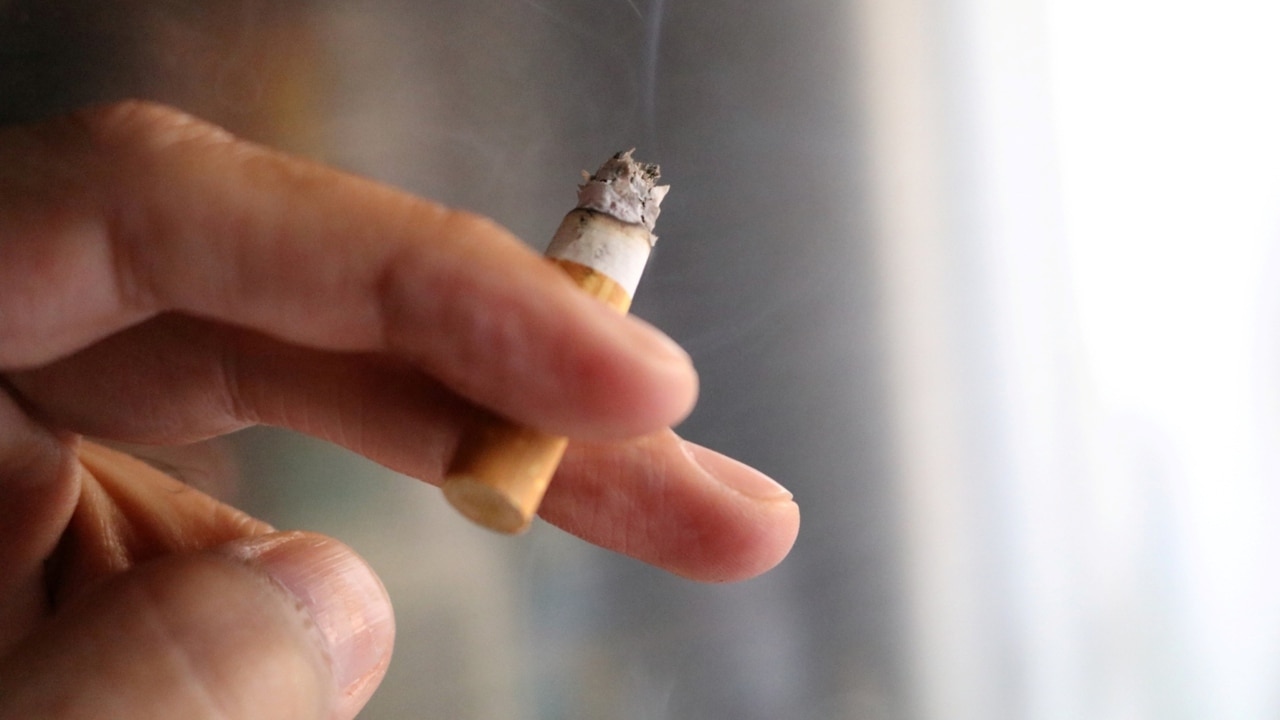 Renewed push to increase legal smoking age