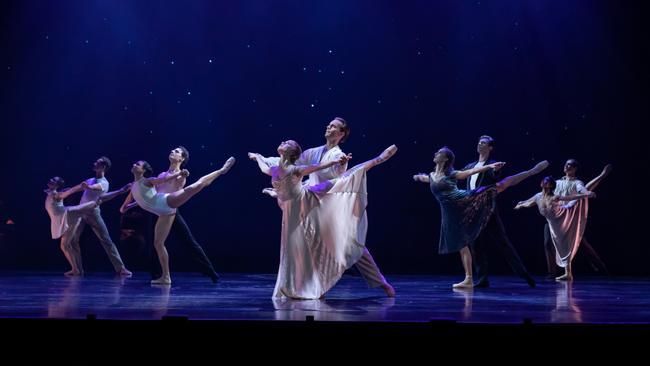 Queensland Ballet shines in <i>60 Dancers : 60 Stories</i>.