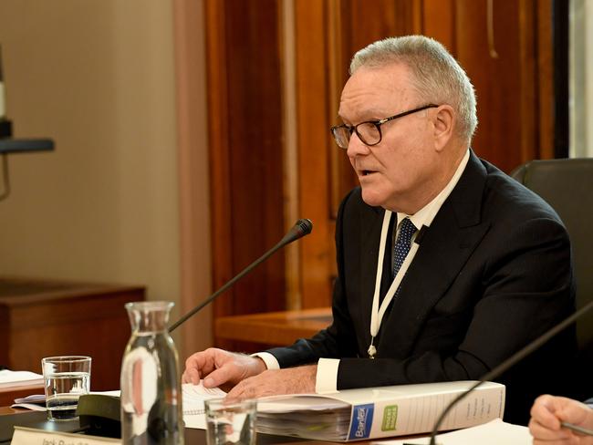 QC Jack Rush speaks at the Melbourne hearings for the Fire Services Bill, at the Legislative Council Committee Room, Parliament House in Melbourne, Tuesday, July 25, 2017. (AAP Image/Joe Castro) NO ARCHIVING