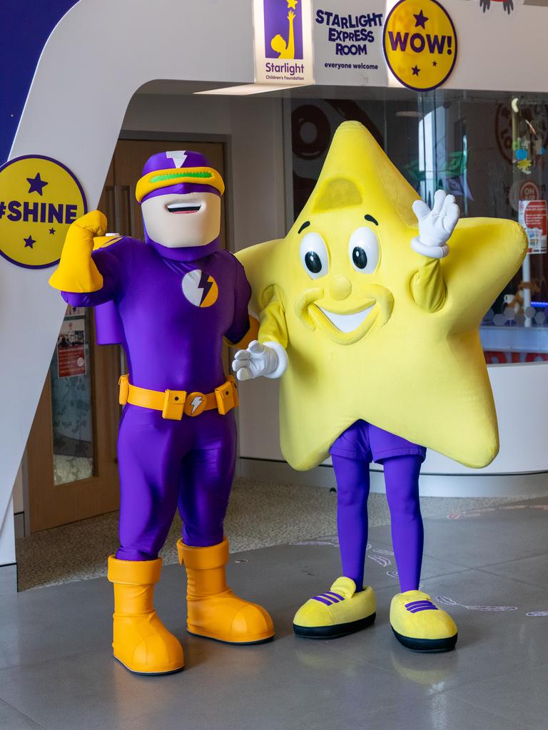 Battery World and Starlight Foundation join forces.