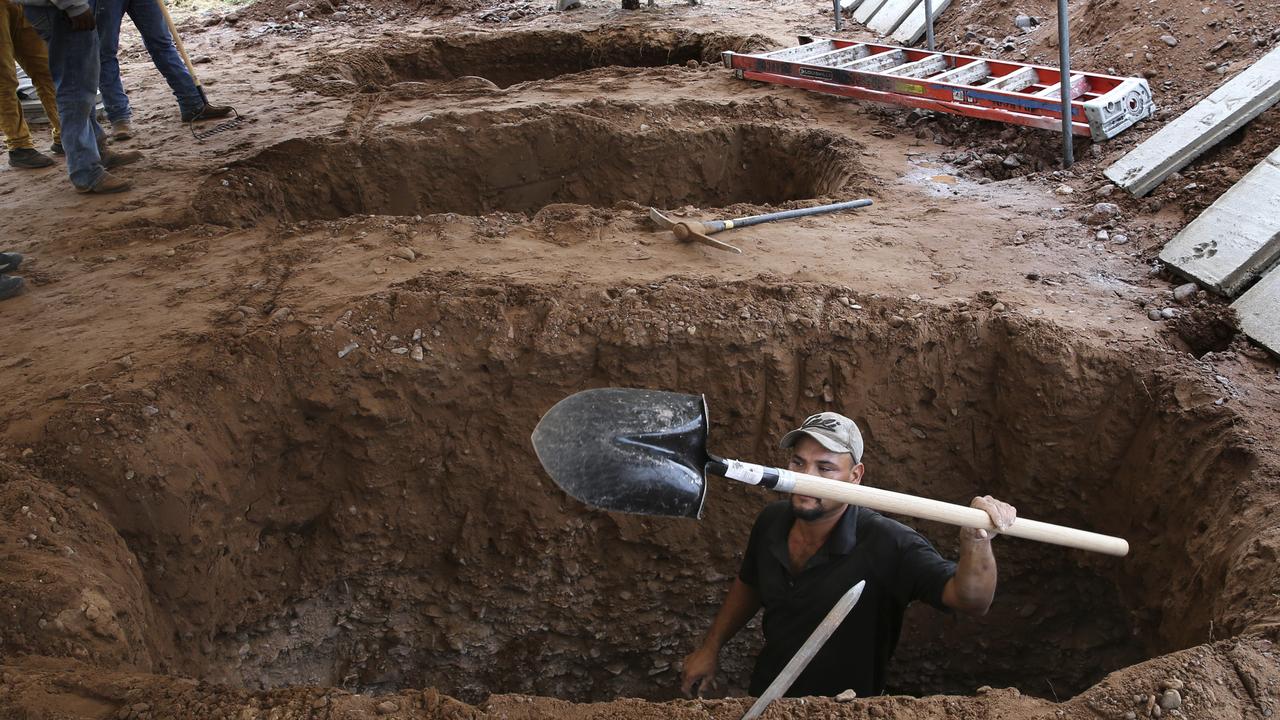 Mildura cemetery: Rogue grave digger dug up bodies illegally, report ...