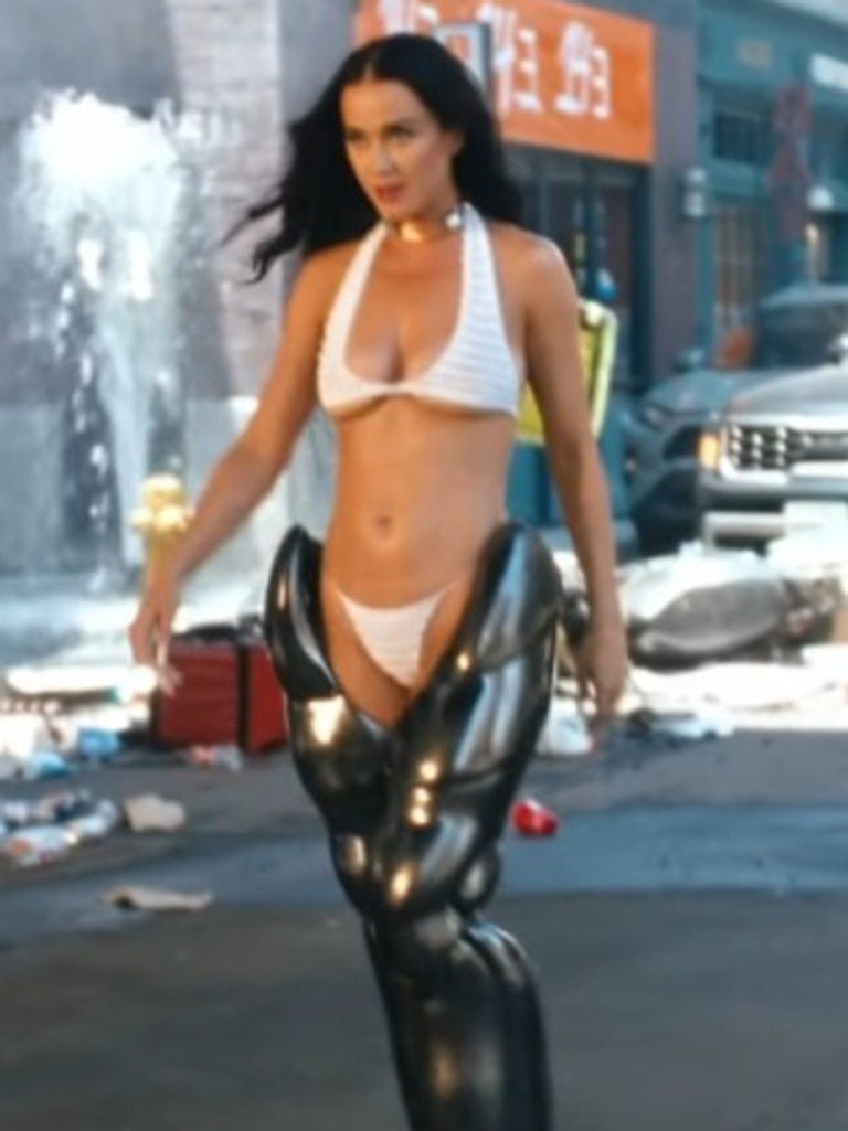 Perry in the second half of the Woman's World video.