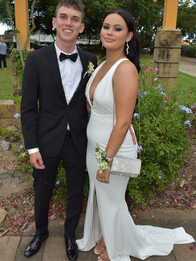 Jed Theiber and Lexie Oosen at the Mackay State High School 2021 Year 12 formal, November 16, 2021. Photo: Tara Miko and Janessa Ekert