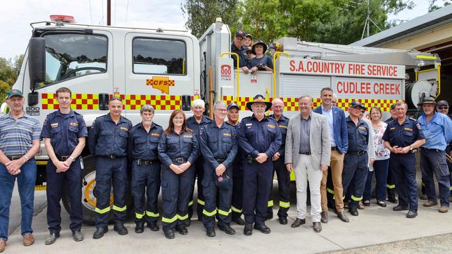 Federal opposition leader Anthony Albanese visits Cudlee Creek CFS. Picture: Brenton Edwards