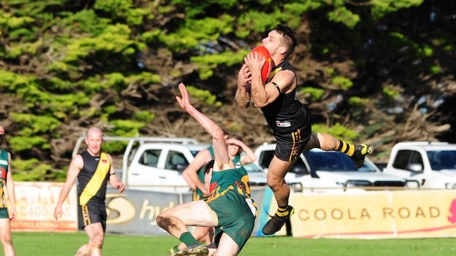 Jarrod Ryan takes a hanger for Kongorong. Picture: Kongorong Football Club