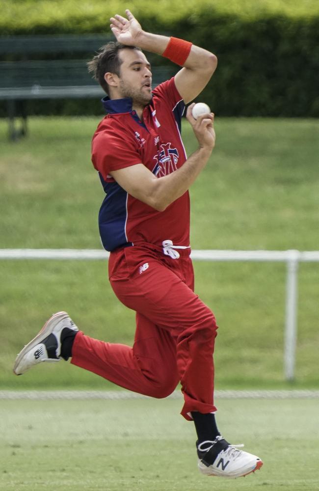 Melbourne quickie Jackson Koop goes after the Saints. Picture: Valeriu Campan