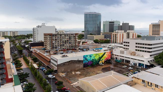 One attraction of moving to Darwin is the skyline, the street art, and the Cav St shade structure. Bless. Picture: Che Chorley