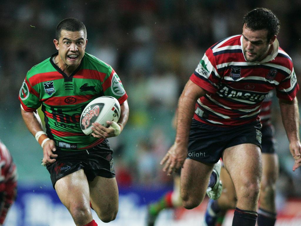 Joe Williams makes a break during Sydney Roosters v South Sydney Rabbitohs NRL game at Aussie Stadium in Sydney.