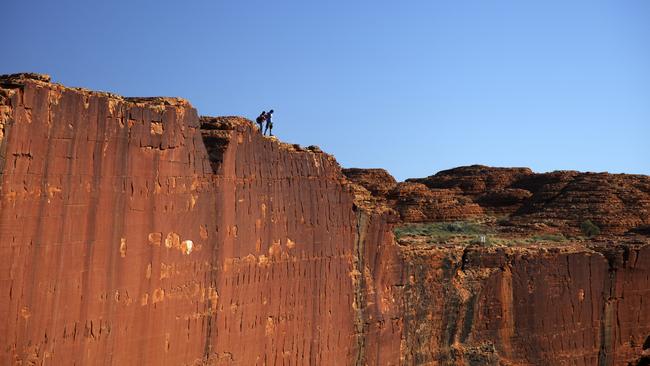 View from the top: hiking in Kings Canyon