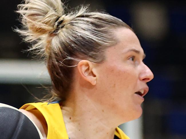 CANBERRA, AUSTRALIA - FEBRUARY 15: Sami Whitcomb of the Spirit in action during the round 15 WNBL match between Canberra Capitals and Bendigo Spirit at AIS Arena, on February 15, 2025, in Canberra, Australia. (Photo by Mark Nolan/Getty Images)