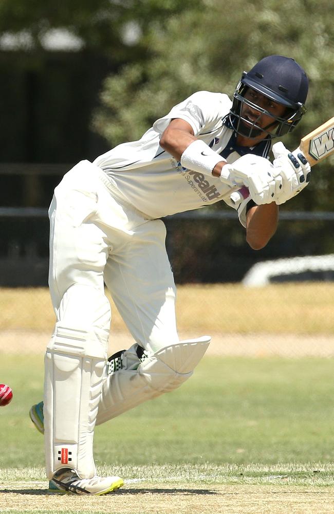 Randev Pathirana of Malvern batting. Picture: Hamish Blair