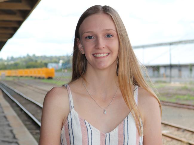 Inland Rail scholarships awarded to worth USQ students