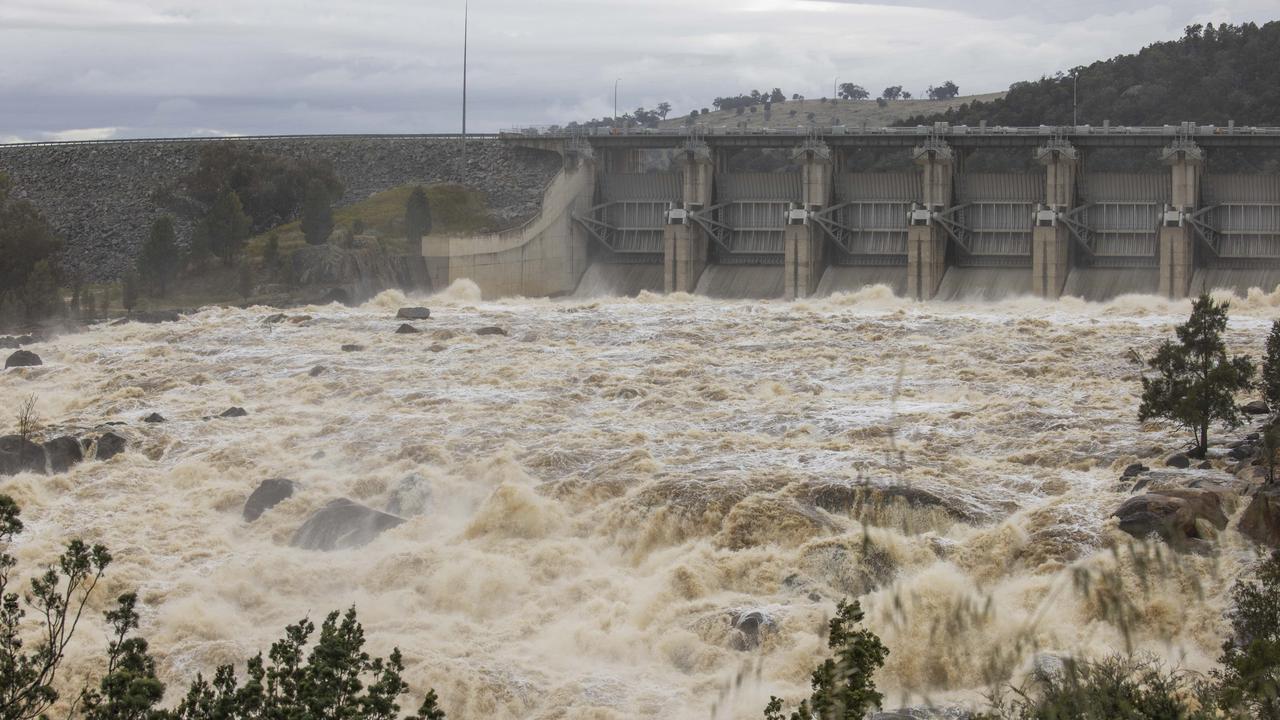 The Minns Labor government will not raise the Wyangala Dam wall. Picture: NCA NewsWire / Gary Ramage