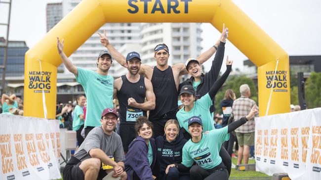 Home and Away actors take part in the Memory Walk & Jog fundraiser. Photo Jeremy Piper