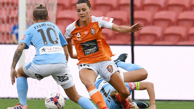 Hayley Raso plays for the Brisbane Roar in the W-League. (AAP Image/Dan Peled)