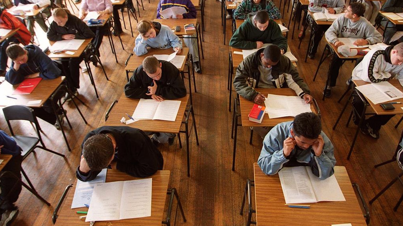 VCE exams crisis deepens with more failures revealed