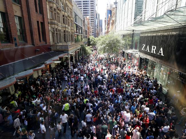 Huge Crowds Are Expected At Westfield Bondi Junction And Eastgardens For This Years Boxing Day