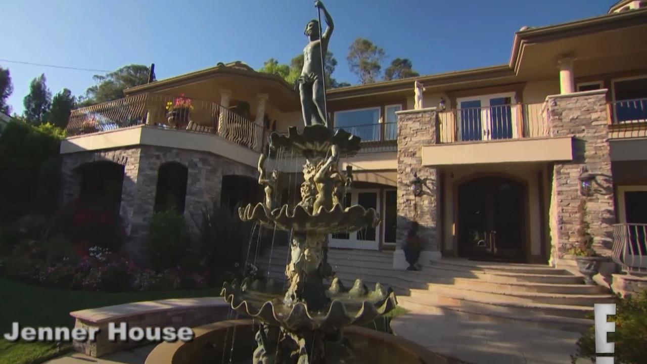 When Kris moved into the home, her youngest children, Kendall and Kylie, were still teenagers. Picture: YouTube/E!