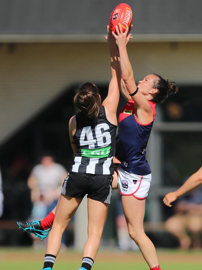 Pearce is back playing AFLW this season. Picture: Alex Coppel.