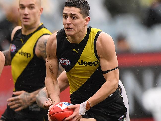 Jason Castagna of the Tigers is seen in action during the Round 18 AFL match between the Richmond Tigers and the Greater Western Sydney Giants at the MCG in Melbourne, Sunday, July 23, 2017. (AAP Image/Julian Smith) NO ARCHIVING, EDITORIAL USE ONLY