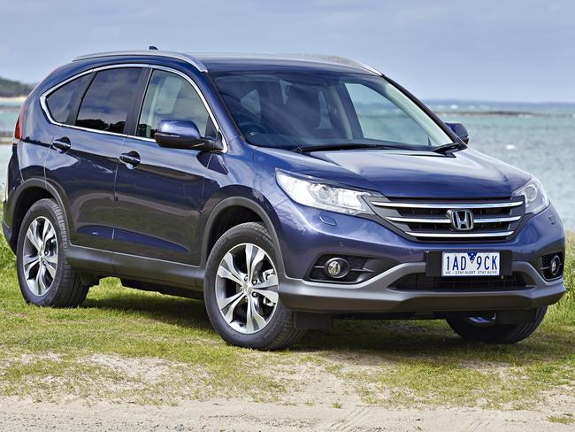 Carsguide 7248m Honda CR-V DTi diesel 2014 Embargo is Monday 20 January, 11.59am Picture: Riley Chris